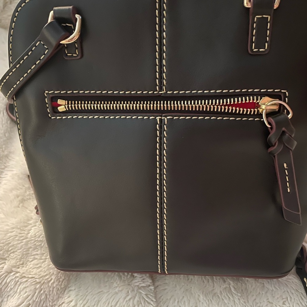 NWT Dooney & Bourke Trixie Black Crossbody with Contrast Stitching - Picture 5 of 8